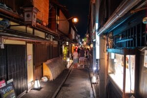 10 Must-Visit Spots in Pontocho Alley