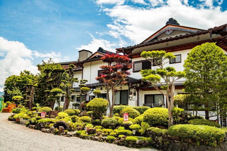 Chubu Region Guide: 11 Must-See Attractions