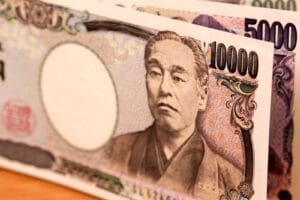 Japan Money Exchange Guide - How to Get the Best Rates