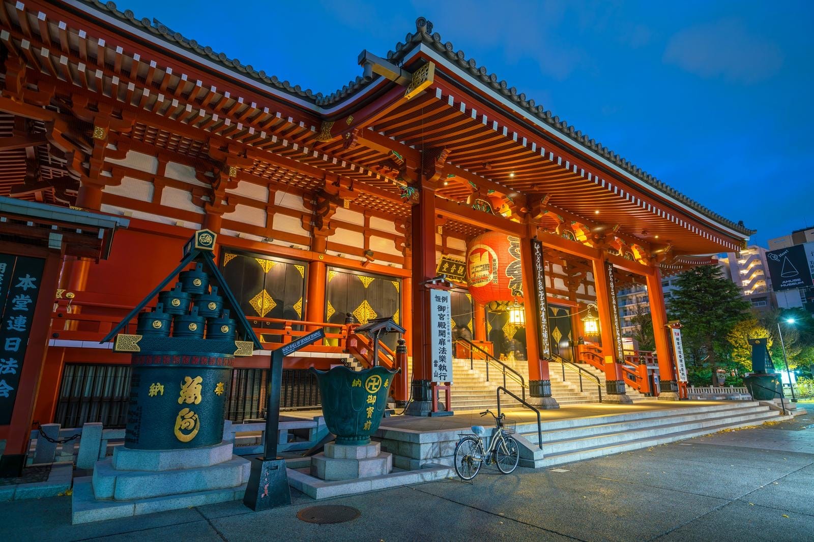 Essential Guide: 7 Key Facts About Sensoji Temple