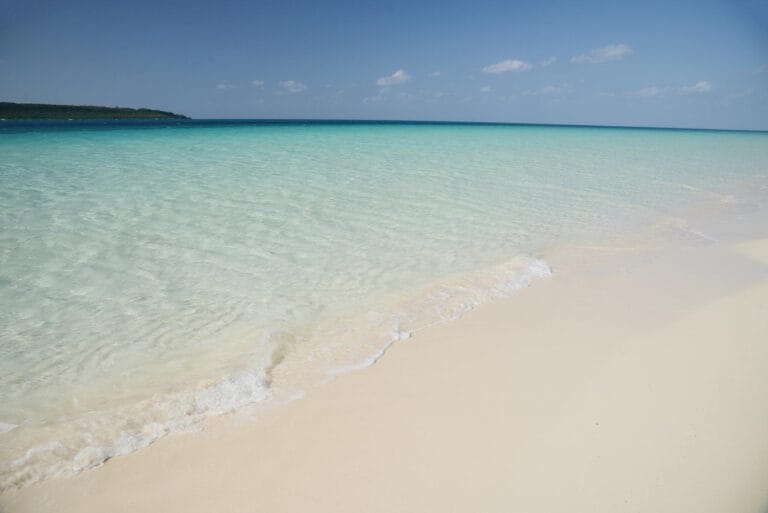 5 Best Beaches in Okinawa for the Ultimate Tropical Escape