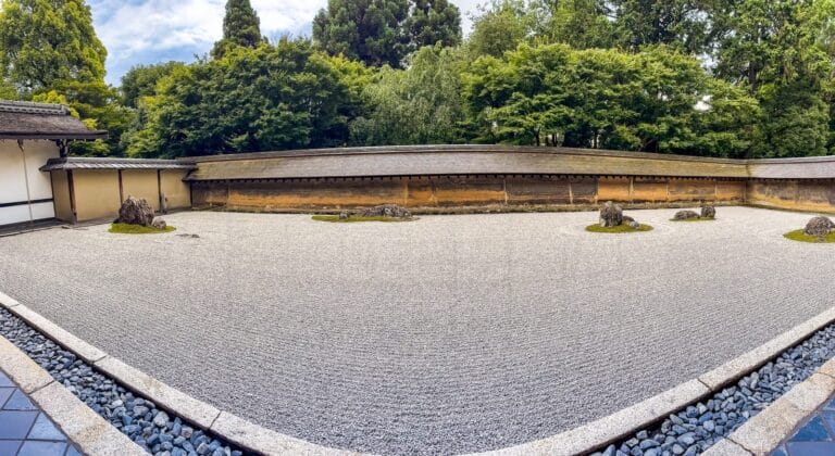 6 Secrets Behind the Beauty of Ryoanji Zen Garden