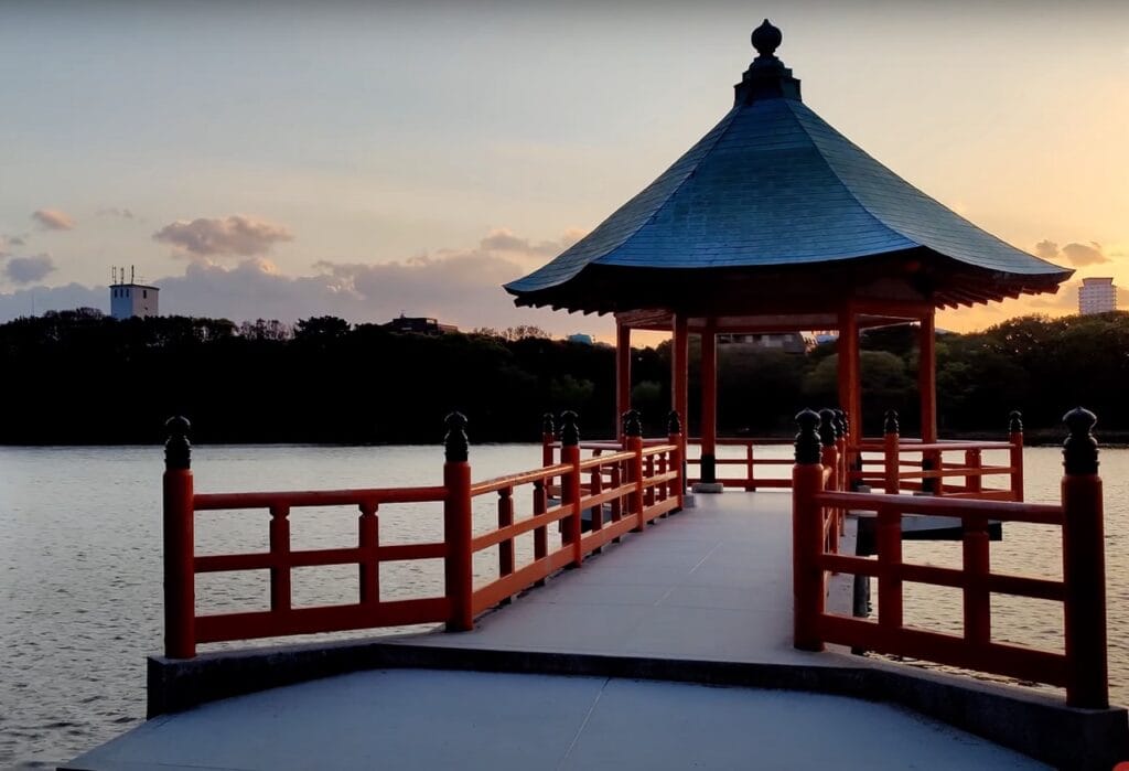 Ohori Park's serene lake